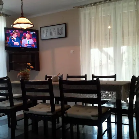 Dom Na Holiday home Ryn (Warmian-Masurian)